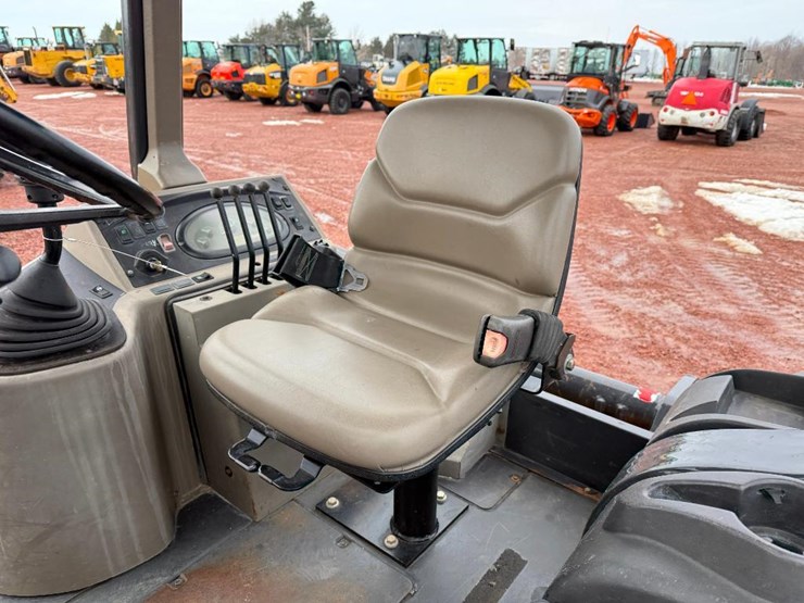 case-570n-xt-image-45