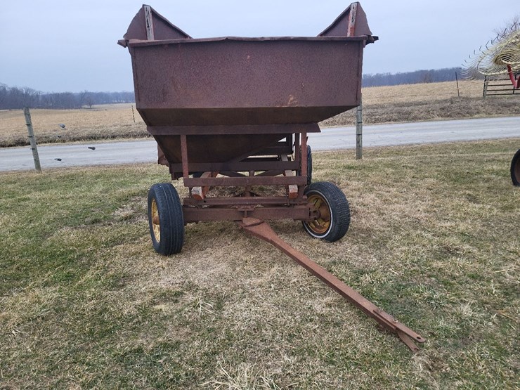 hopper-wagon-w/john-deere-running-gear-image-8