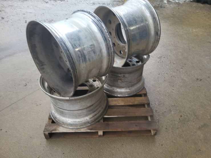 (4)-aluminum-super-single-rims-image-5