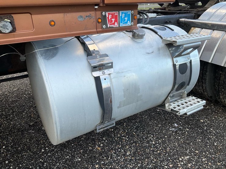 2007-unknown-volvo-image-24