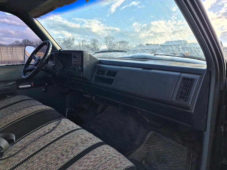 1992-chevrolet-3500-image-33