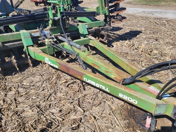 great-plains-2200tt-image-72