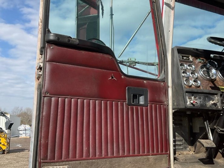 1995-kenworth-t800-image-116