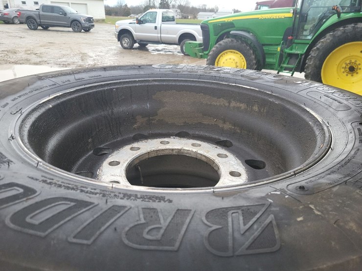 (4)-445/50r22.5-super-single-tires-w/aluminum-rims-image-6