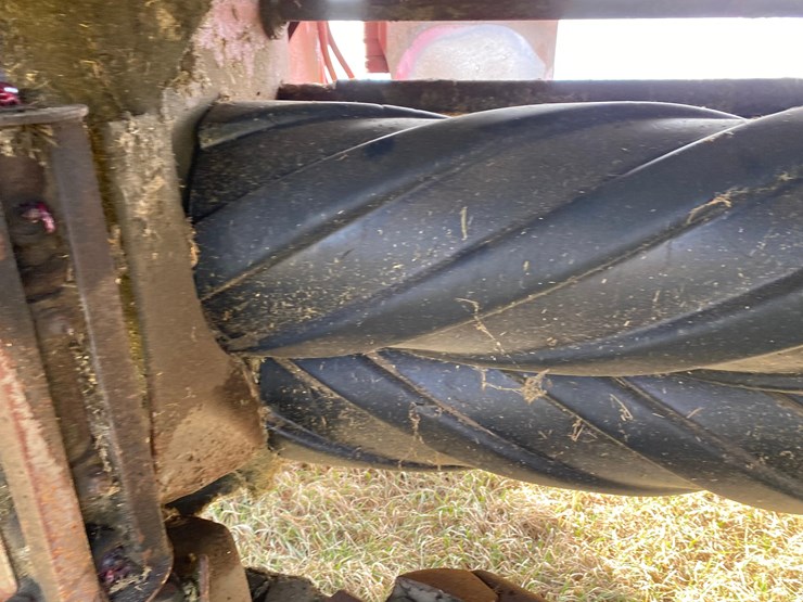 new-holland-1431-image-28