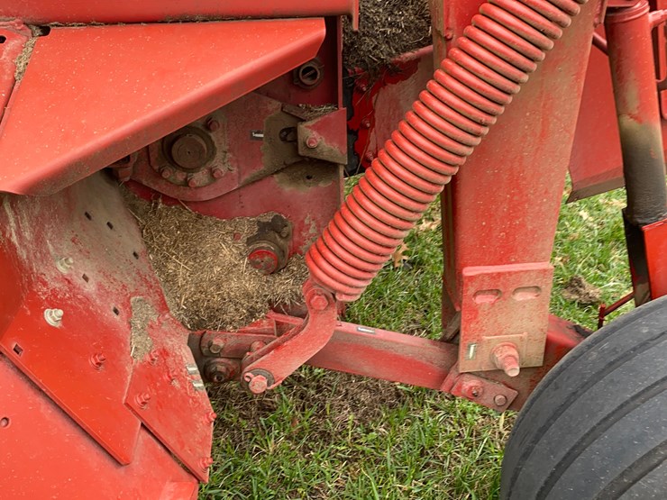 new-holland-h7450-image-34