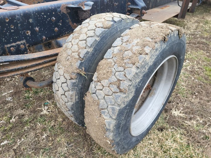 1991-gmc-kodiak-c6h042-single-axle-truck---blown-engine-image-19