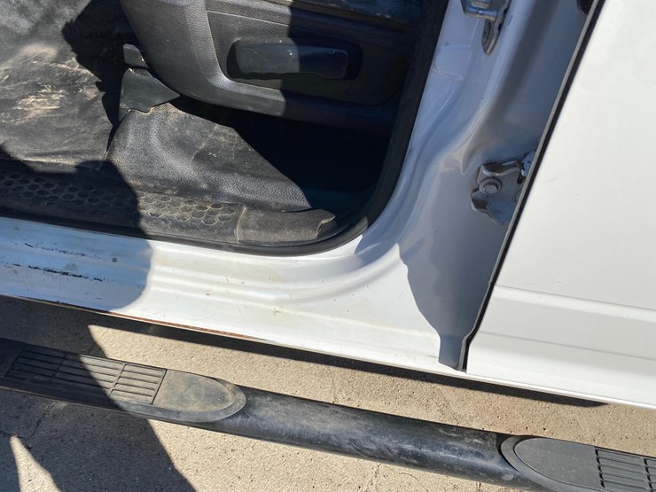 2018-dodge-2500-image-59