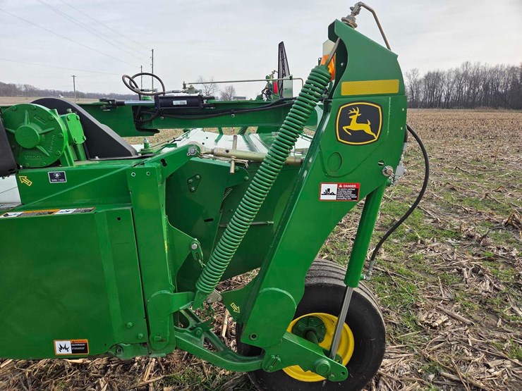 john-deere-630-image-14