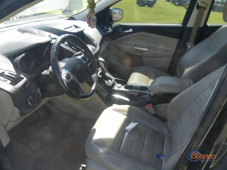 2014-ford-escape-image-2