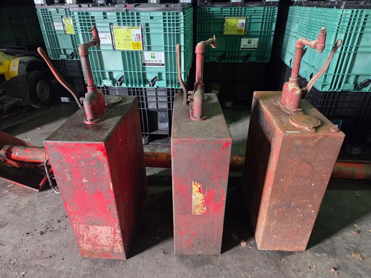 (3)-oil-barrels-w/-hand-pumps-image-5