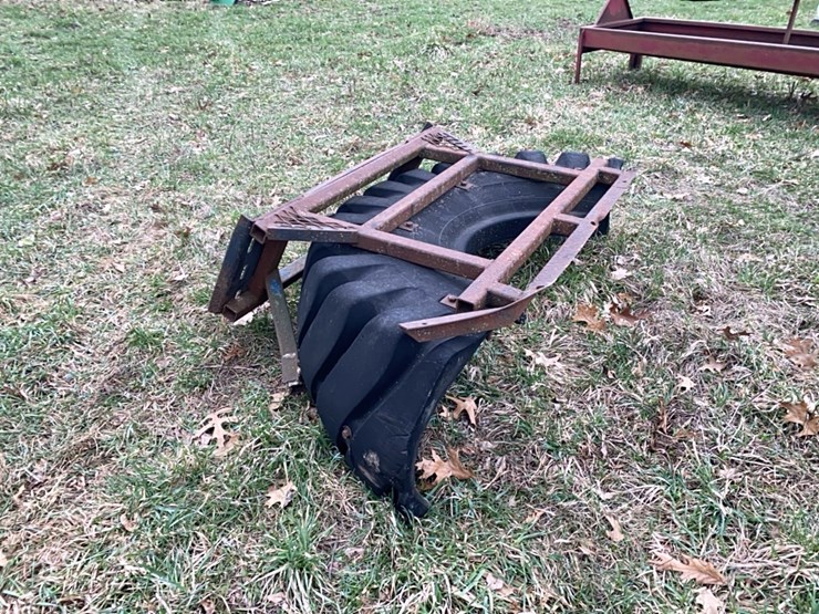 rubber-tire-scraper-image-3