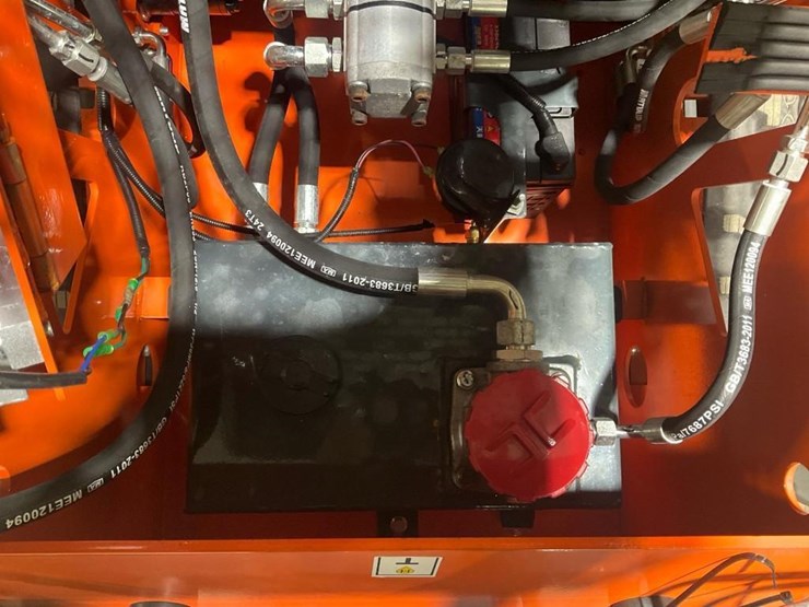 #1001-•-new-ats-t460-mini-skid-steer-image-22