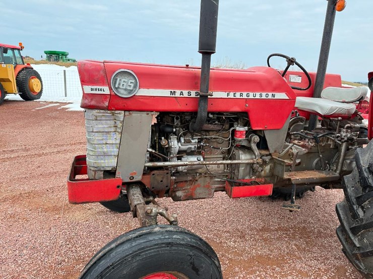 massey-ferguson-165-image-14