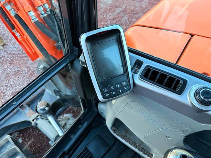 doosan-dx85r-3-image-51