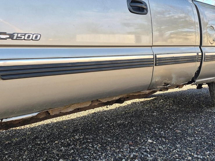 2002-chevrolet-1500-image-16