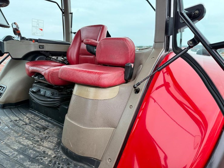 case-ih-magnum-380-rowtrac-image-59