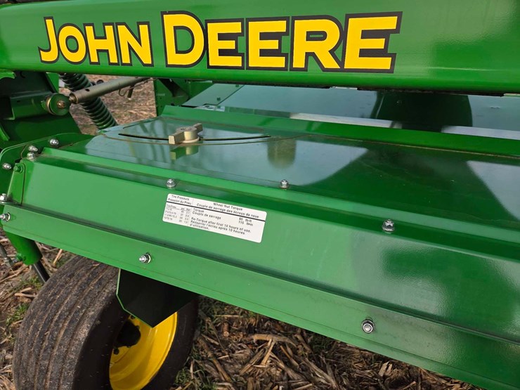 john-deere-630-image-9