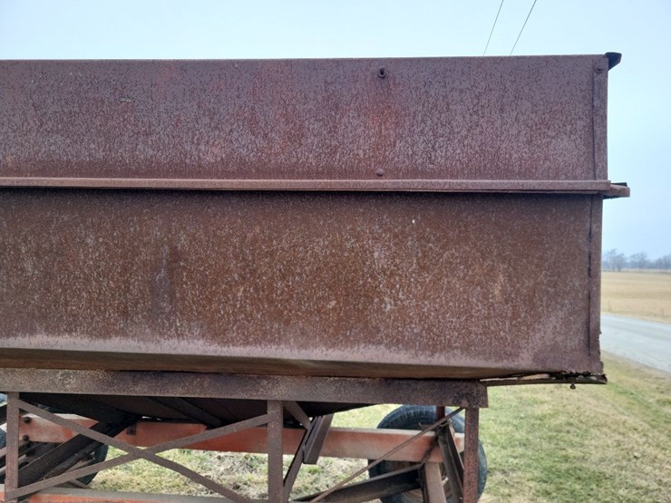 hopper-wagon-w/john-deere-running-gear-image-14