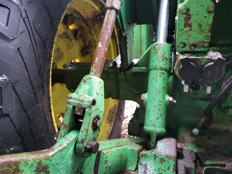 john-deere-8640-image-44