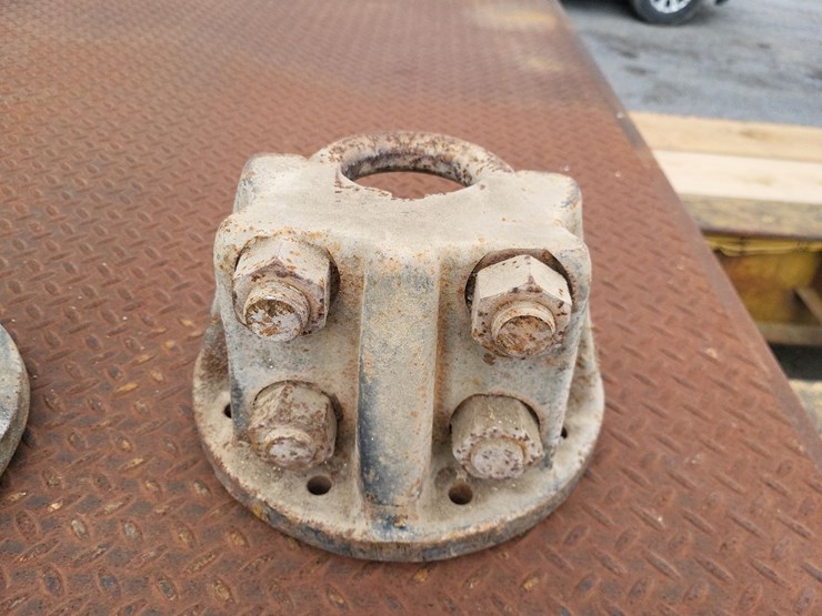 allis-chalmers-8-bolt-hubs-image-7