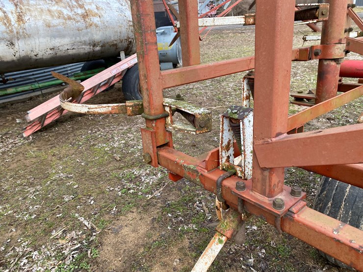 wil-rich-1422--field-cultivator-image-32