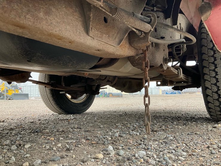 2000-chevrolet-s10-image-24