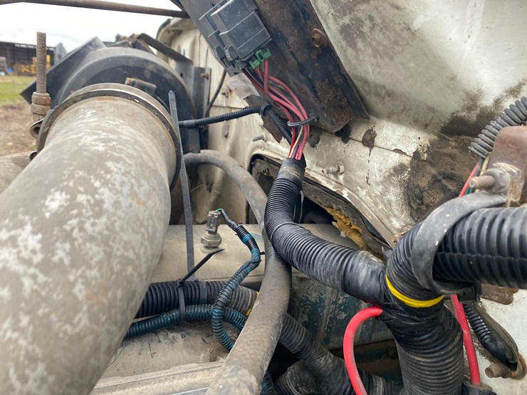 1998-case-ih-4900-image-58