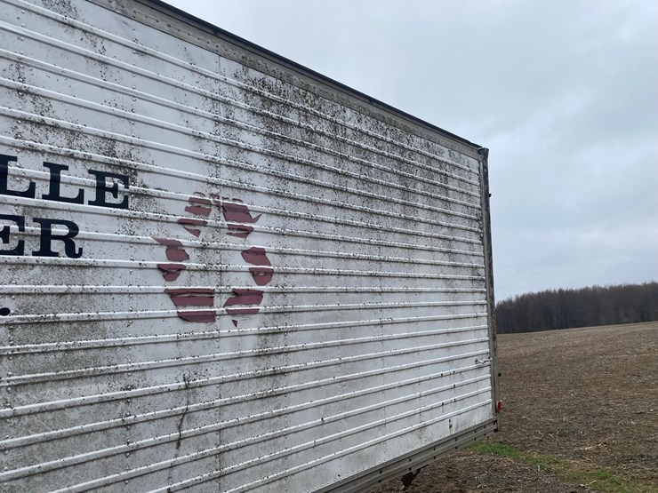 van-bed-for-storage-wagon-gear-not-included-image-12