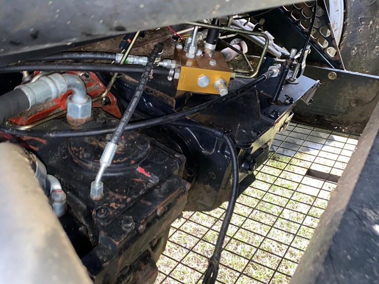 case-ih-6088-image-41