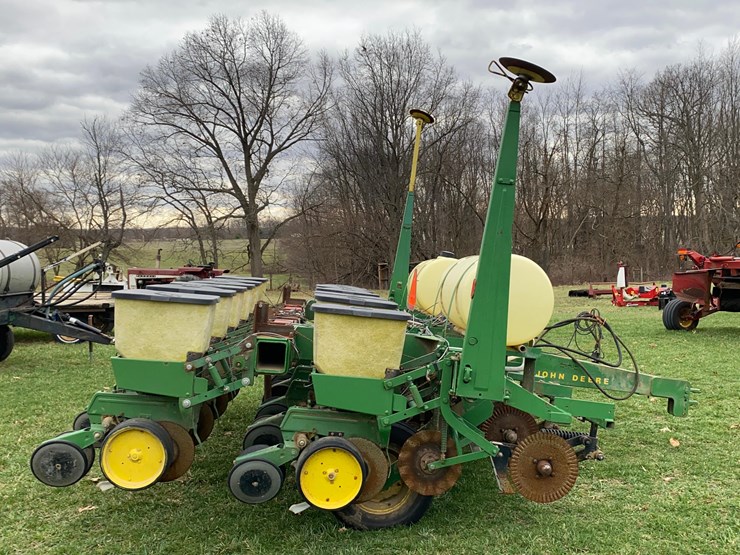 john-deere-7000-image-3