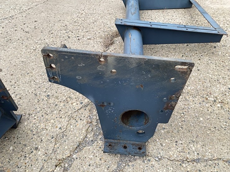 big-john-saddle-tank-brackets-came-off-a-case-ih-275-magnum-image-10