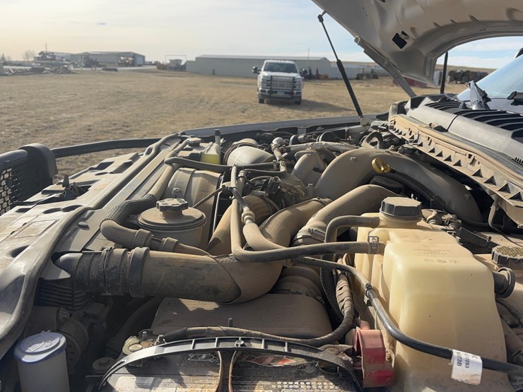 2022-ford-f450-image-17