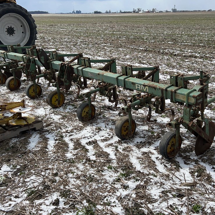 JOHN DEERE RM