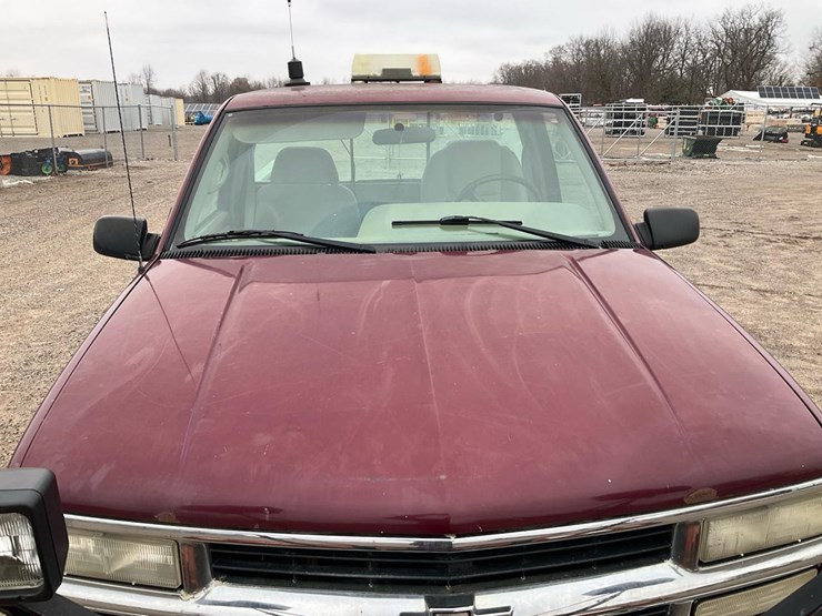 1996-chevrolet-k2500-image-12