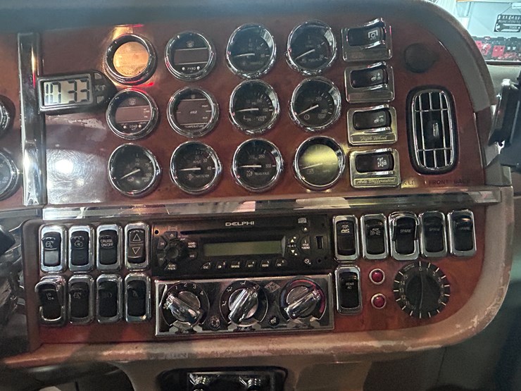 peterbilt-379-image-62