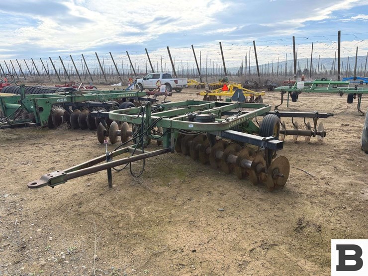 john-deere-315-image-1