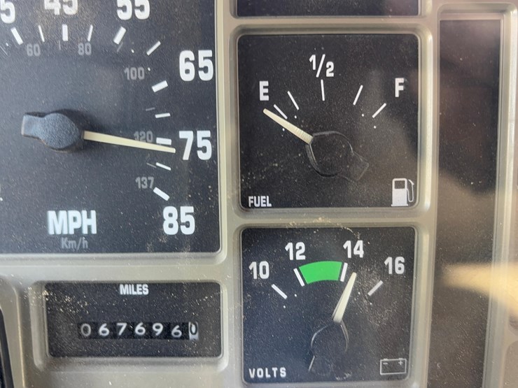 1999-international-9200-image-25