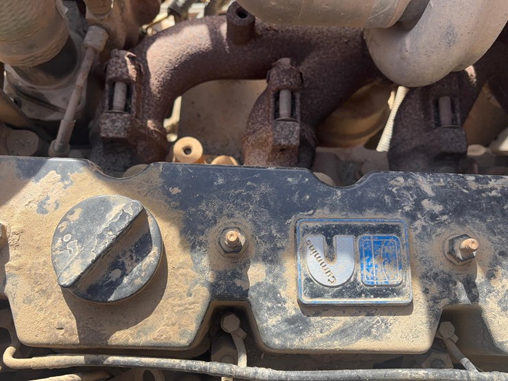 1997-freightliner-fl70-image-15