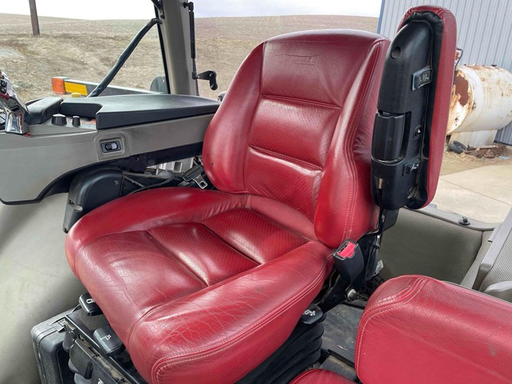 case-ih-magnum-340-image-14