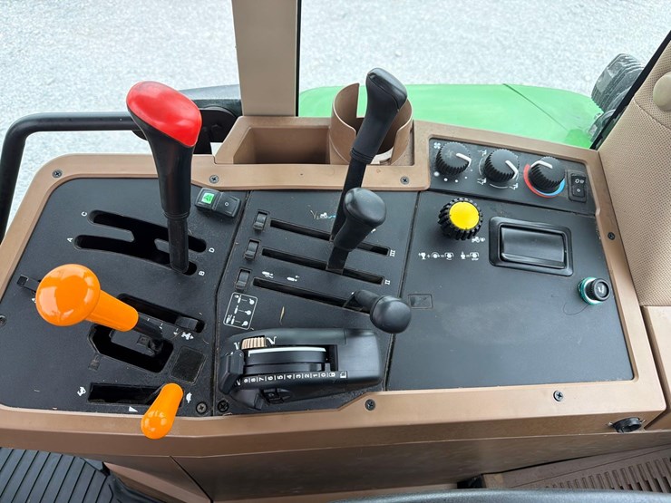 1993-john-deere-7800-image-36