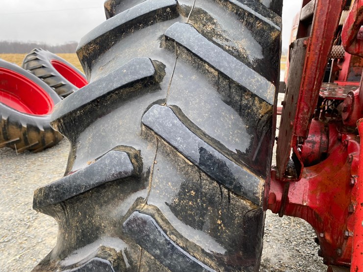 farmall-1206-image-56