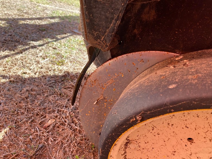 3pt-tool-bar-male-seed-corn-planter-image-5