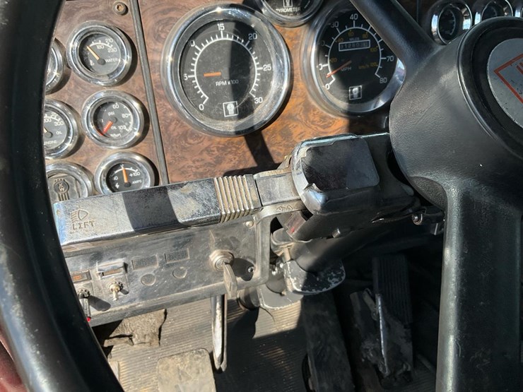 1995-kenworth-t800-image-121