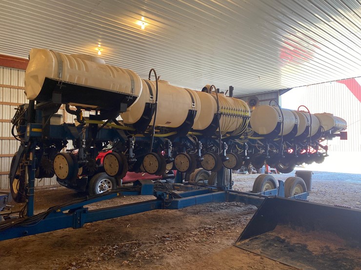 2009-kinze-3600-image-2