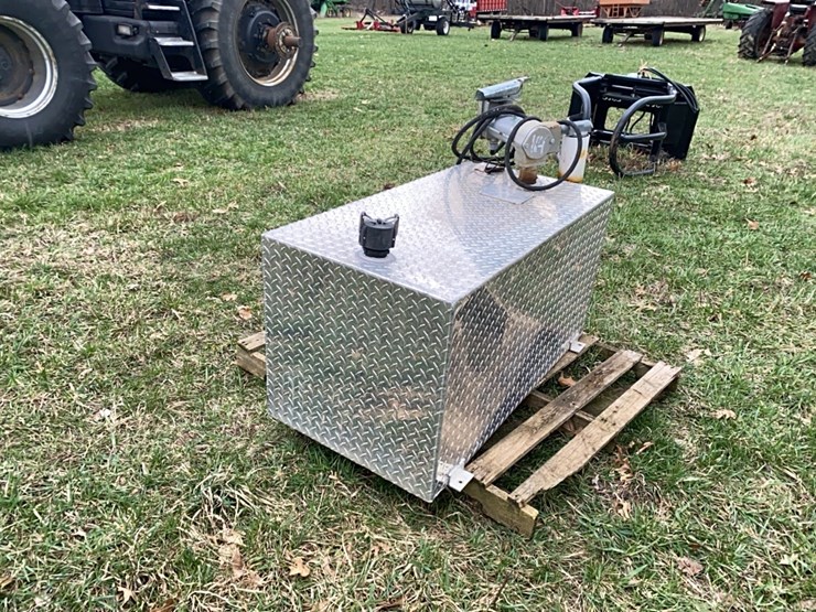 alum-100-gal-fuel-tank-with-pump-and-filter-image-3