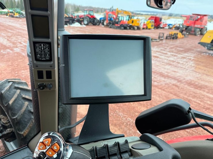 case-ih-magnum-380-rowtrac-image-64