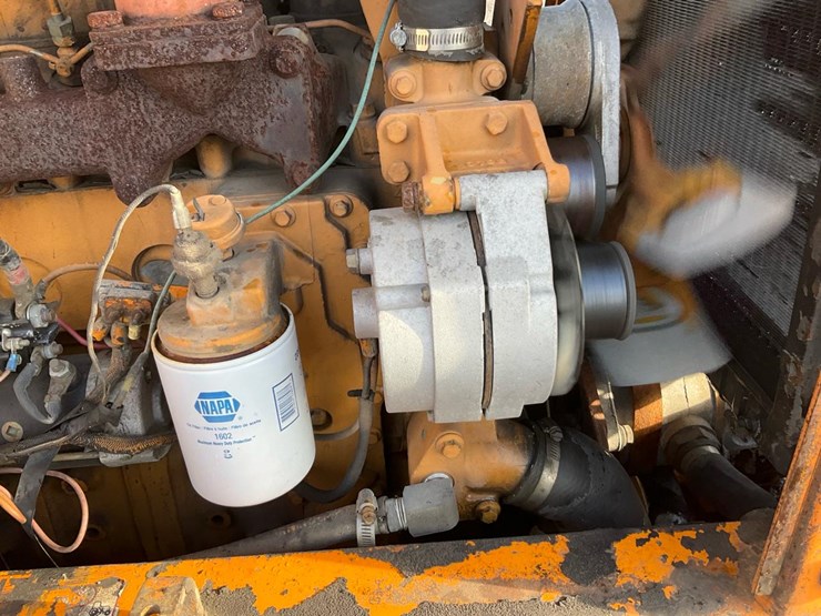 1982-case-580d-image-80