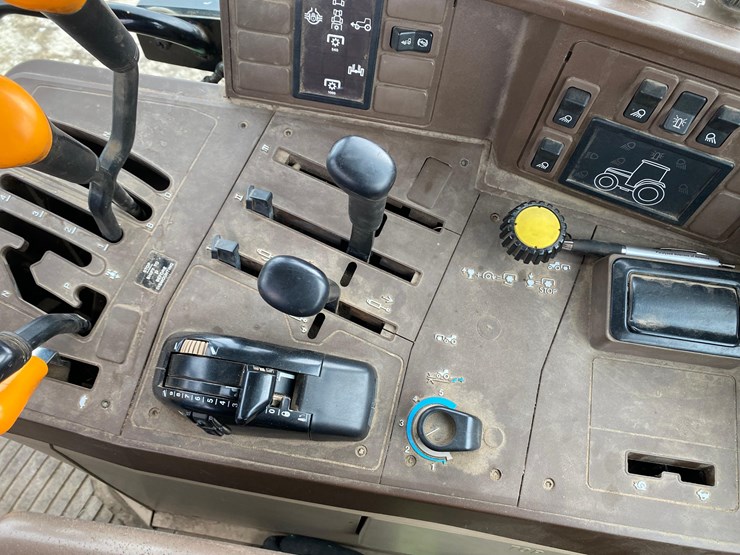 john-deere-6410-image-46