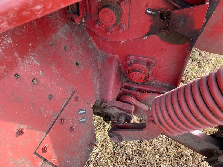 new-holland-1431-image-51